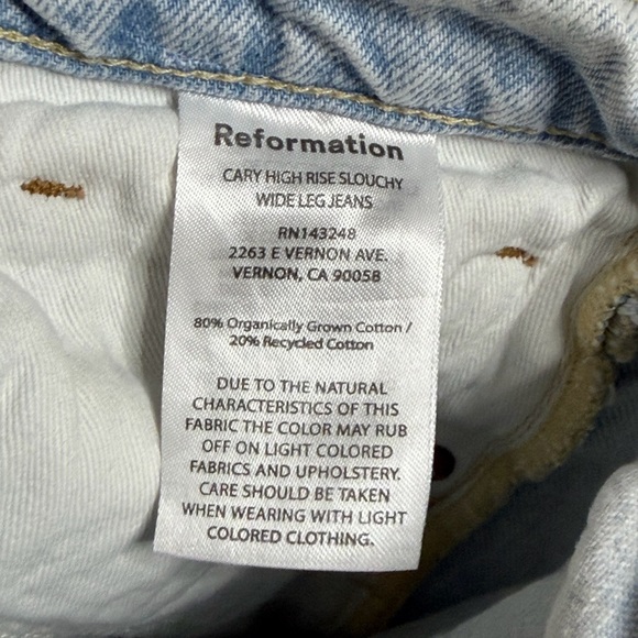 Reformation Cary High Rise Slouchy Wide Leg Jeans in Shasta - Picture 9 of 9